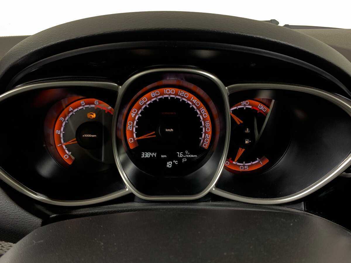 Купить Lada (ВАЗ) Vesta с пробегом. Фото: #14