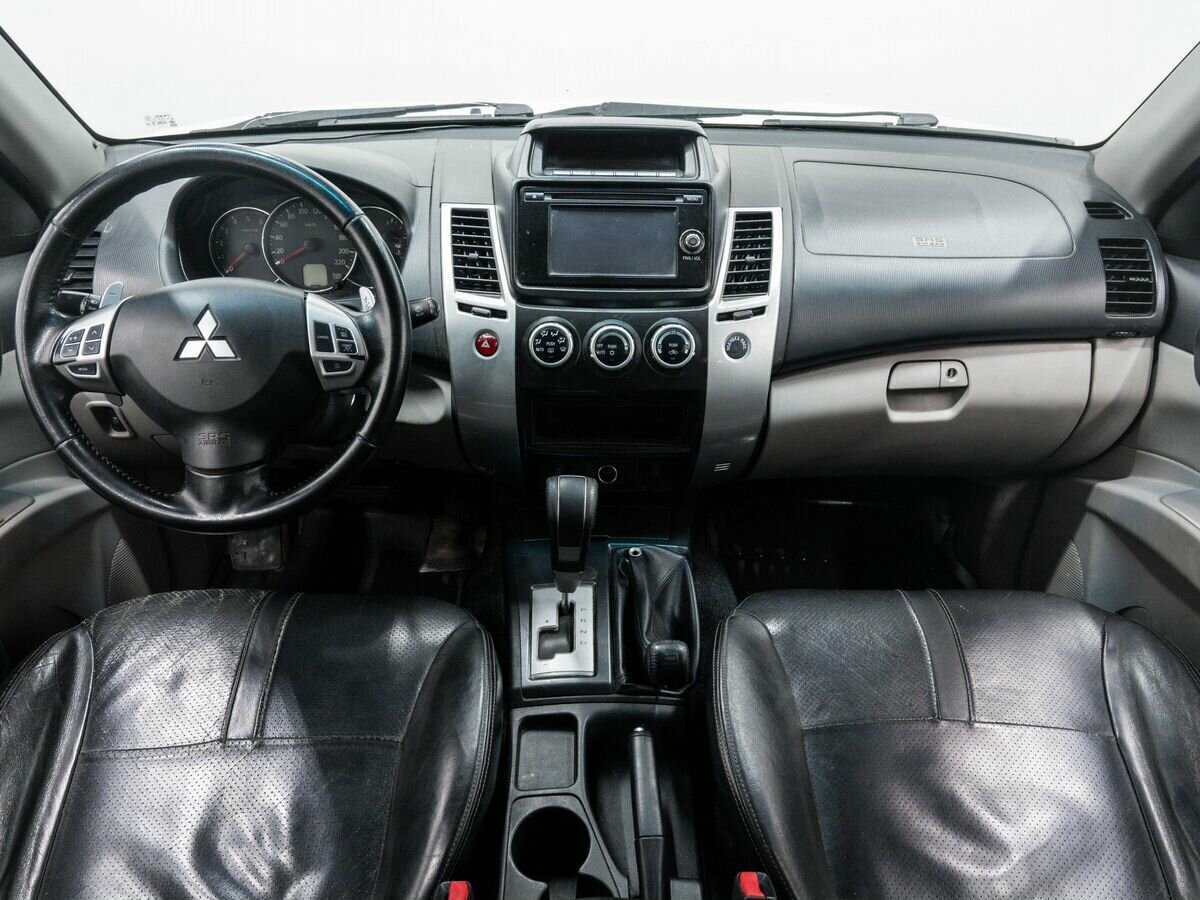 Купить Mitsubishi Pajero Sport с пробегом. Фото: #9