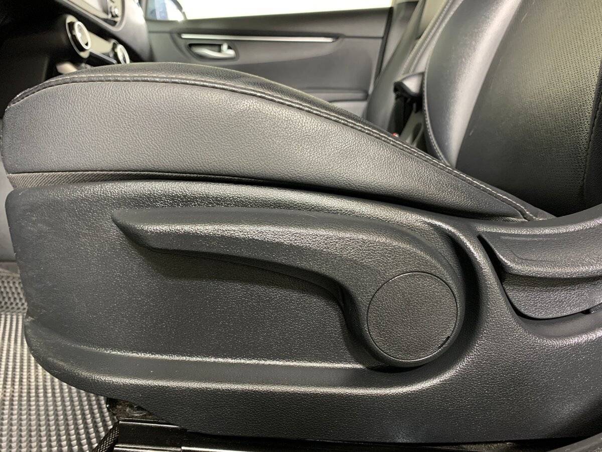 Купить Kia Rio с пробегом. Фото: #15