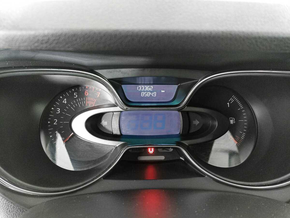 Купить Renault Kaptur с пробегом. Фото: #9