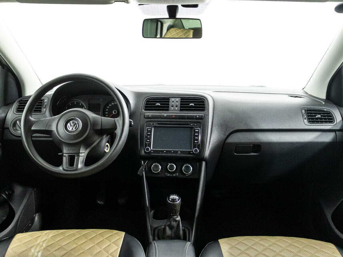 Купить Volkswagen Polo с пробегом. Фото: #12