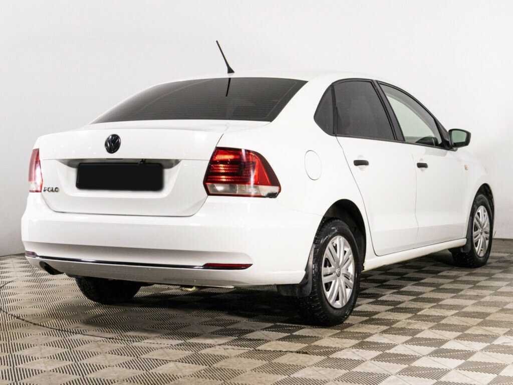 Купить Volkswagen Polo с пробегом. Фото: #4