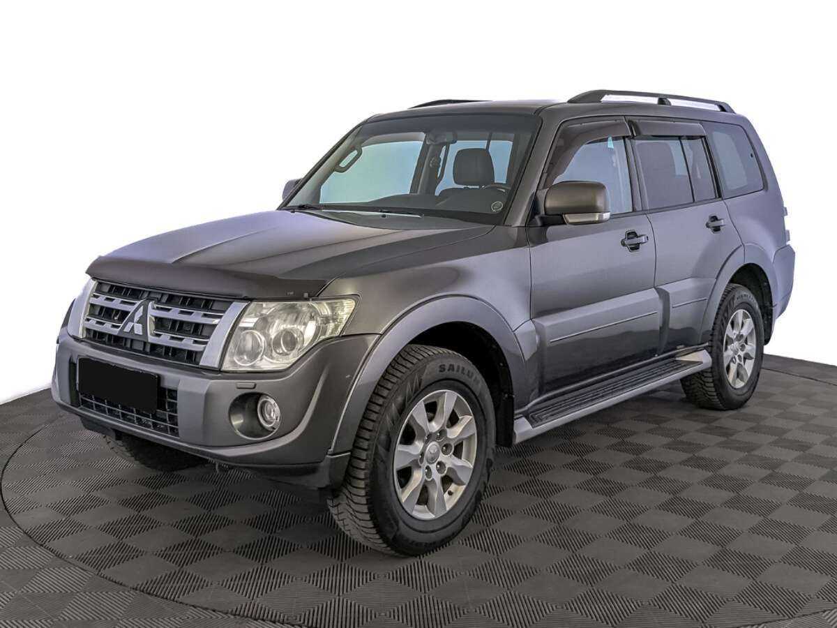 Купить Mitsubishi Pajero с пробегом. Фото: #0