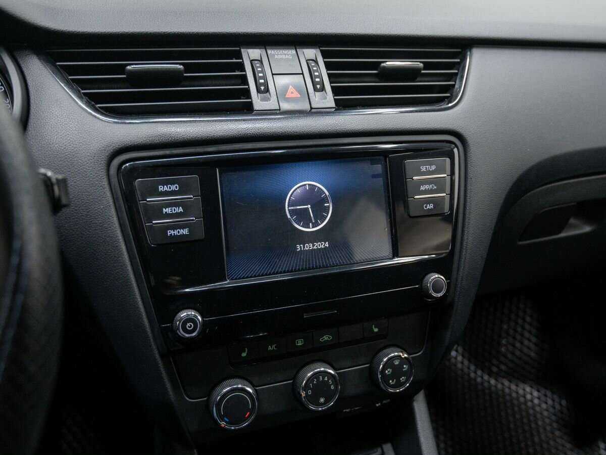 Купить Skoda Octavia с пробегом. Фото: #19
