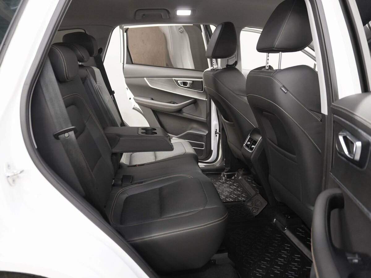 Купить Chery Tiggo 8 с пробегом. Фото: #12