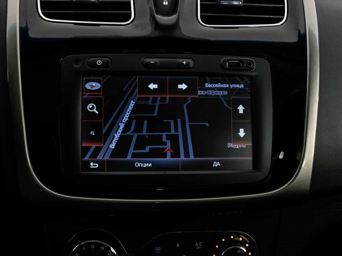 Купить Renault Sandero с пробегом. Фото: #10