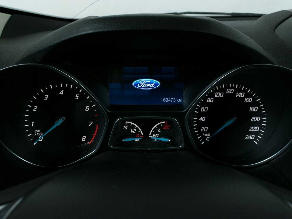 Купить Ford Kuga с пробегом. Фото: #8
