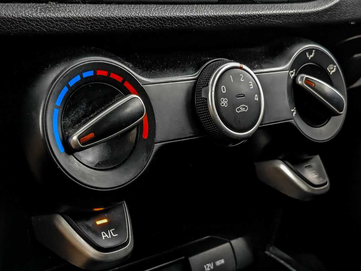 Купить Kia Rio с пробегом. Фото: #20