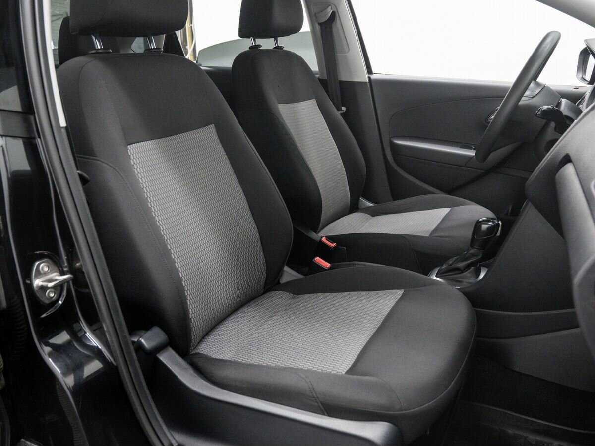 Купить Volkswagen Polo с пробегом. Фото: #8