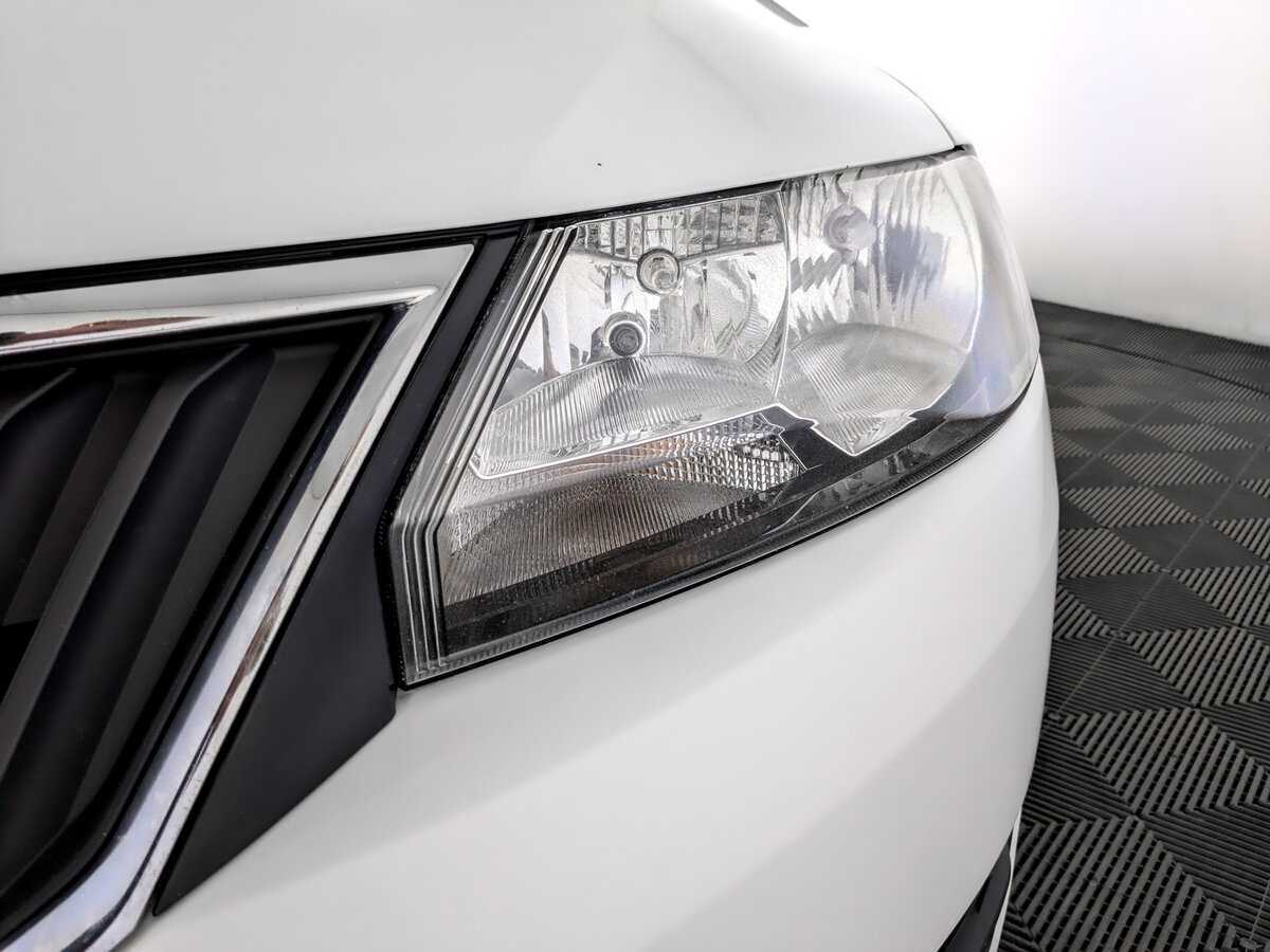 Купить Skoda Rapid с пробегом. Фото: #16