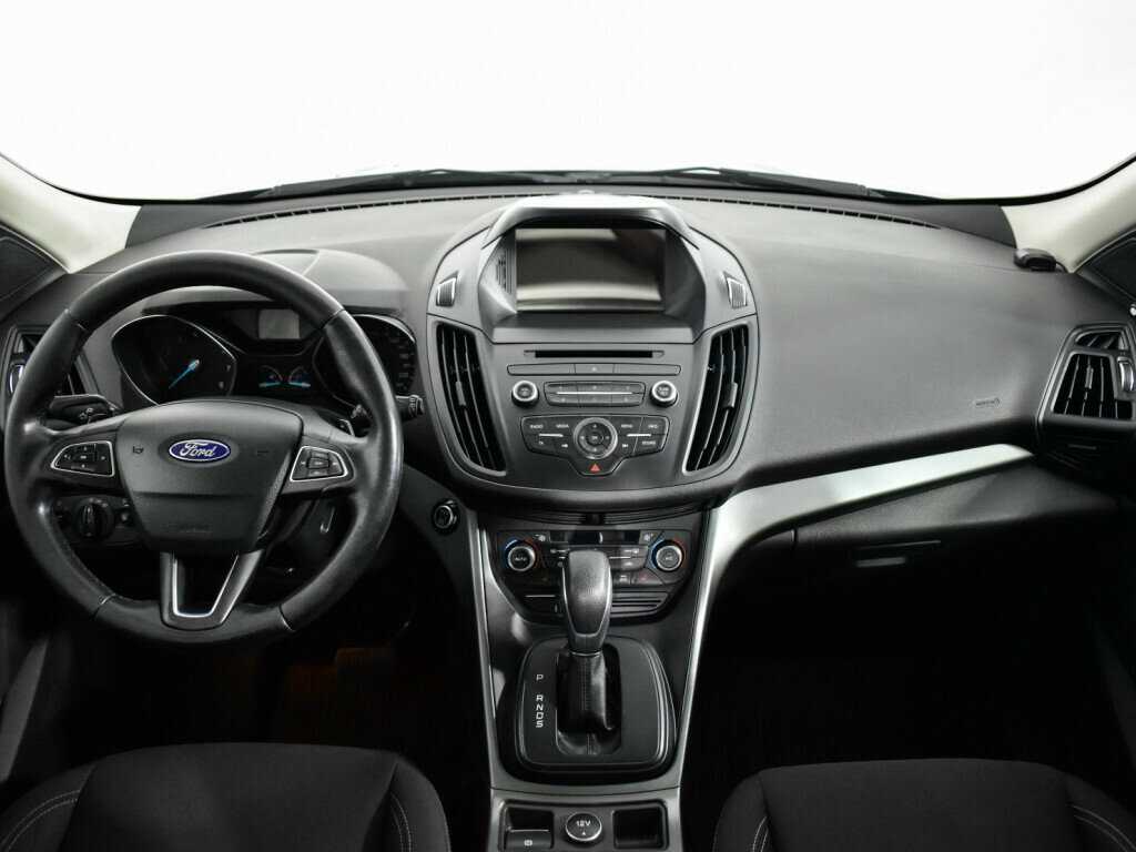 Купить Ford Kuga с пробегом. Фото: #11