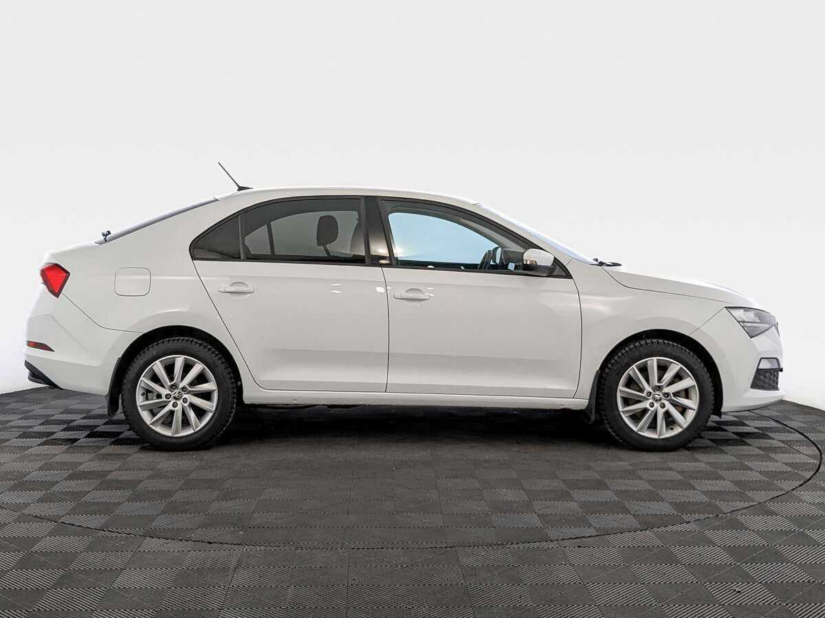 Купить Skoda Rapid с пробегом. Фото: #3