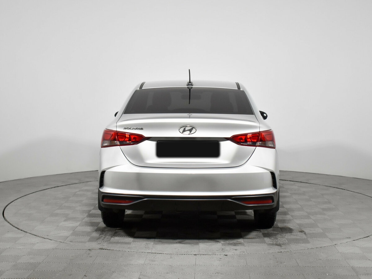 Купить Hyundai Solaris с пробегом. Фото: #5