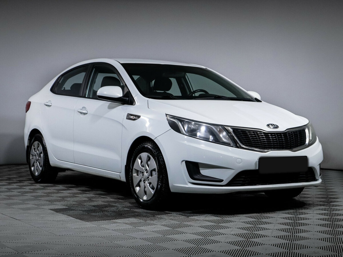 Купить Kia Rio с пробегом. Фото: #2