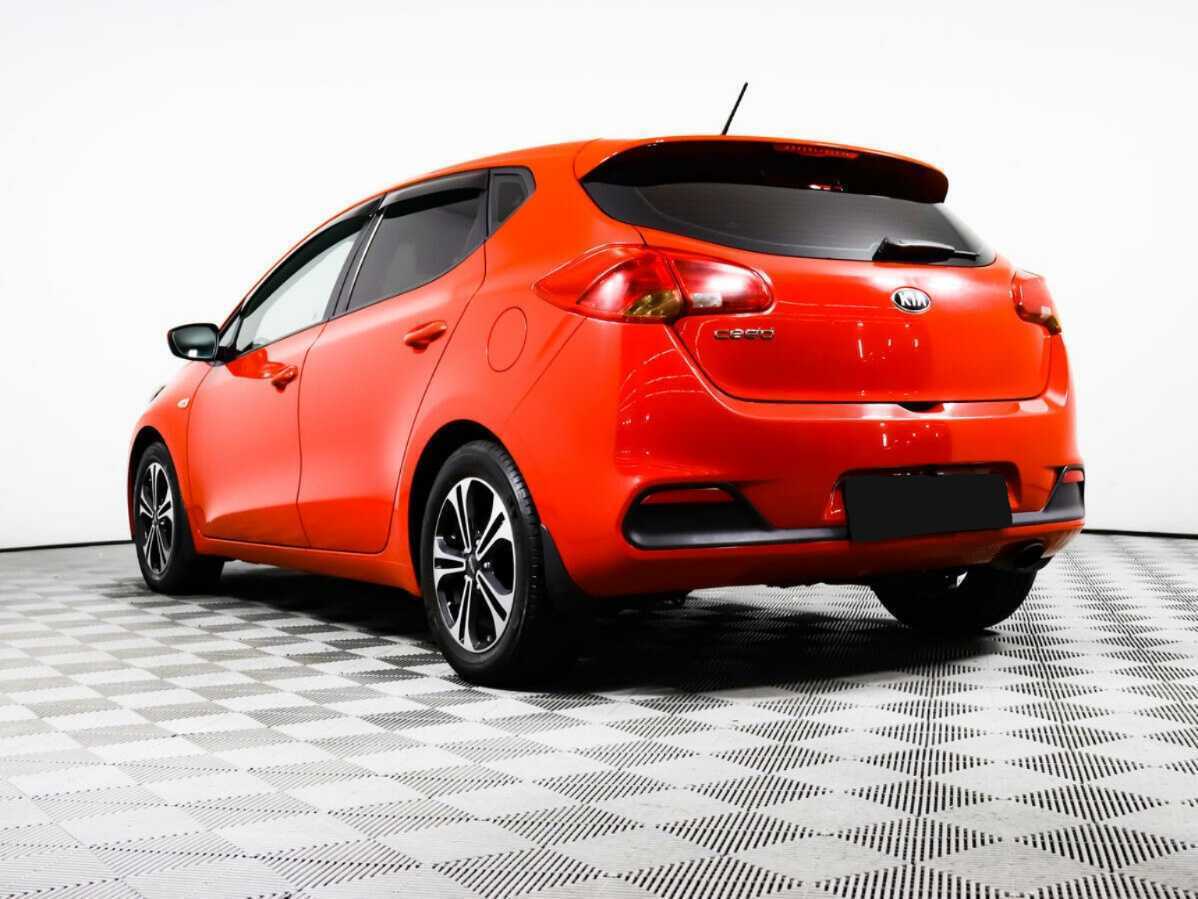 Купить Kia Ceed с пробегом. Фото: #5
