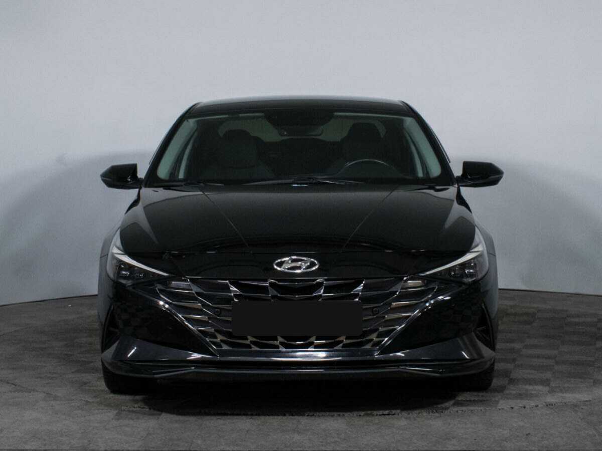Купить Hyundai Elantra с пробегом. Фото: #1