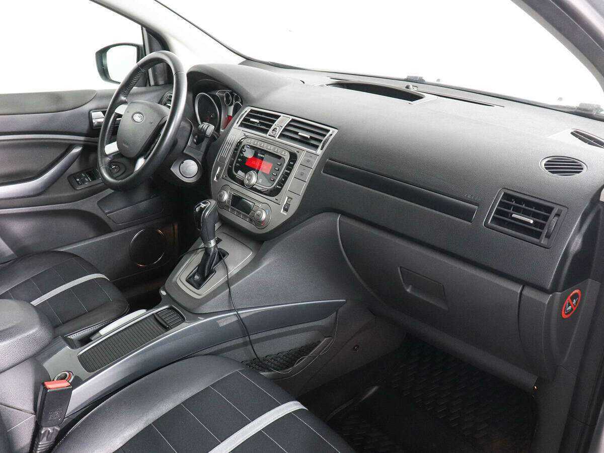 Купить Ford Kuga с пробегом. Фото: #9