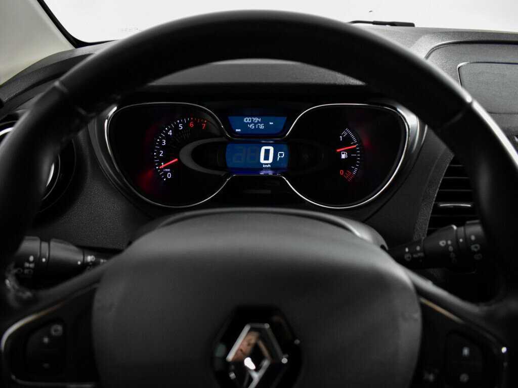 Купить Renault Kaptur с пробегом. Фото: #21