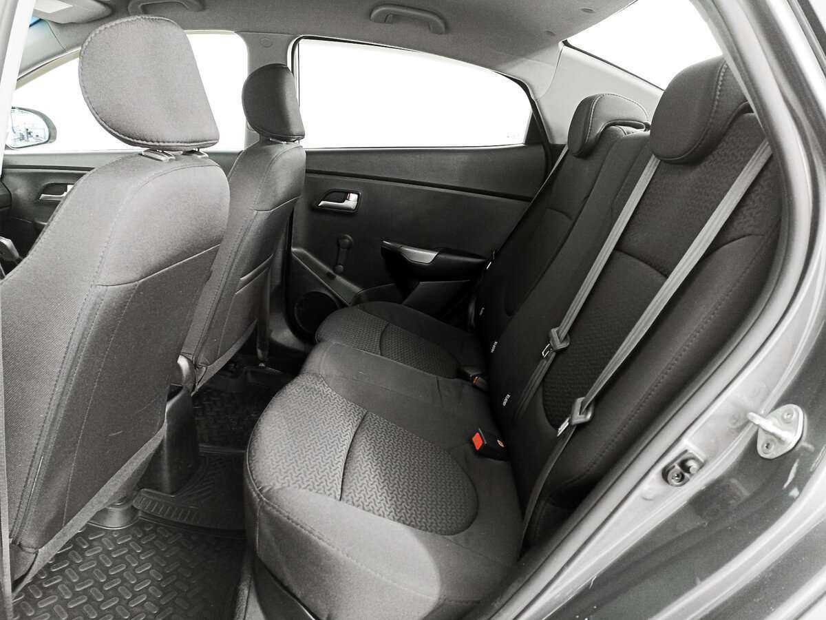 Купить Kia Rio с пробегом. Фото: #7