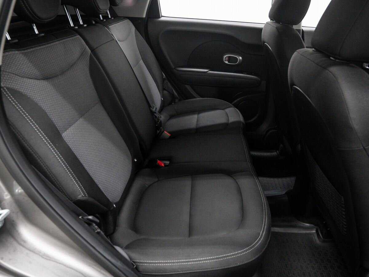 Купить Kia Soul с пробегом. Фото: #8