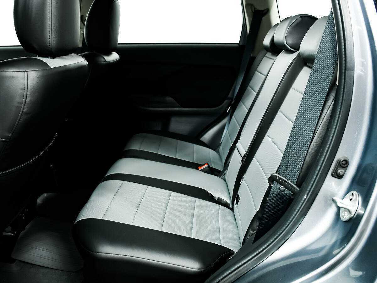 Купить Mitsubishi Outlander с пробегом. Фото: #11