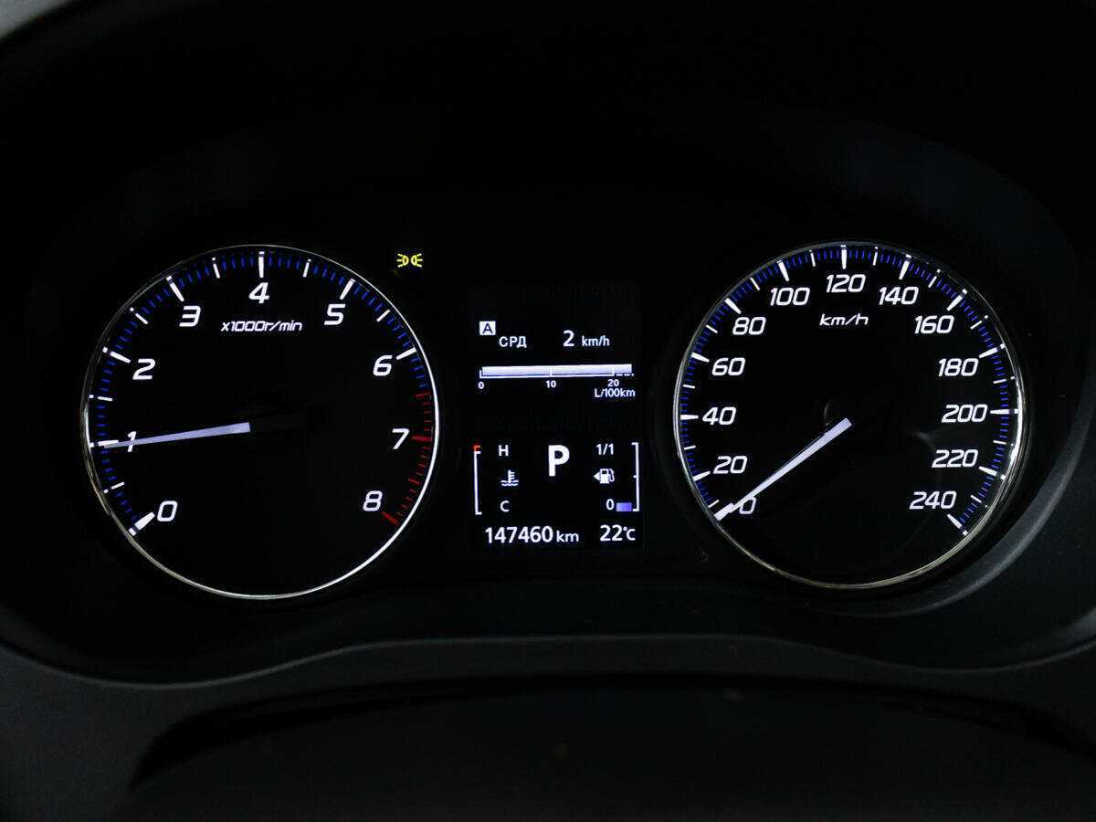 Купить Mitsubishi Outlander с пробегом. Фото: #11