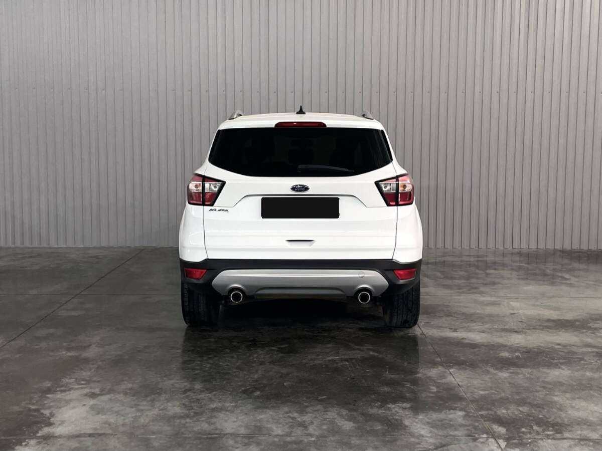 Купить Ford Kuga с пробегом. Фото: #5