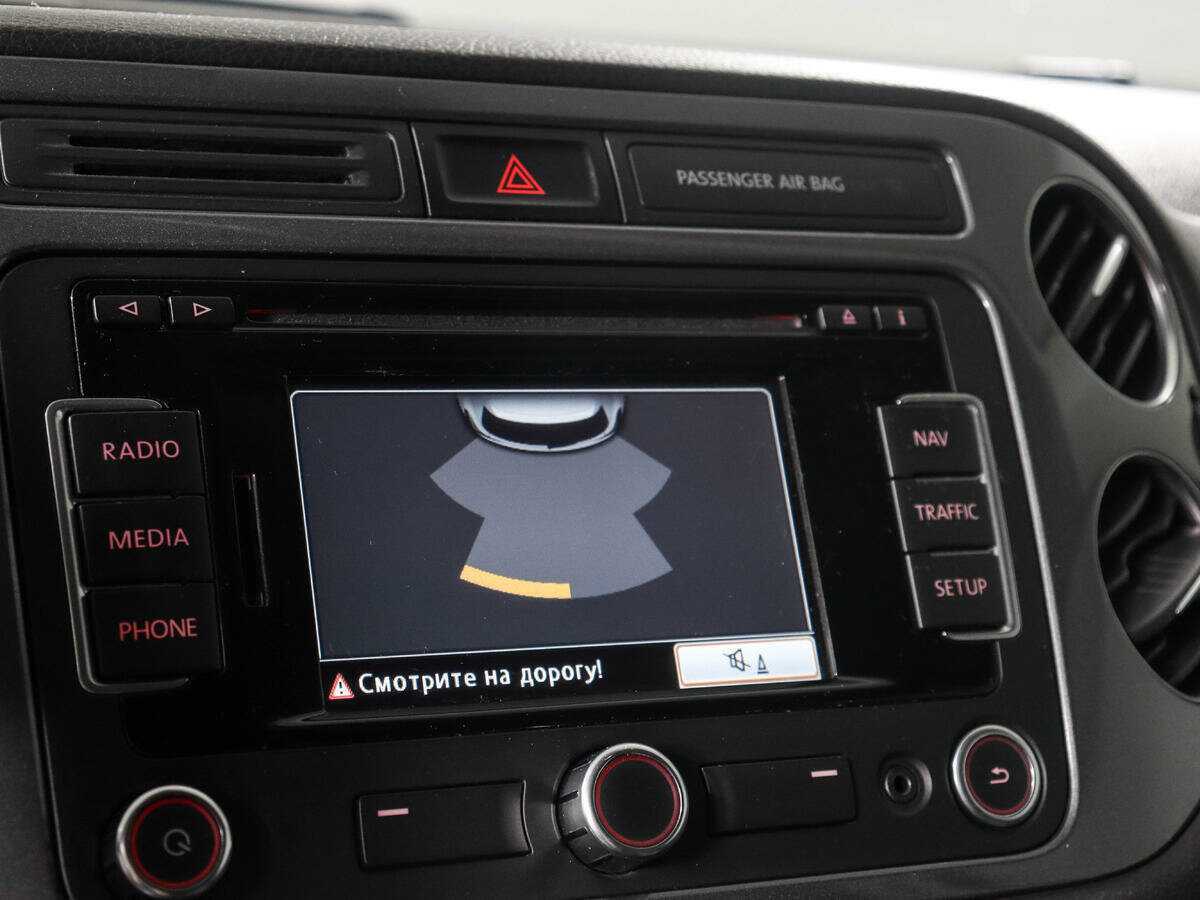 Купить Volkswagen Tiguan с пробегом. Фото: #15