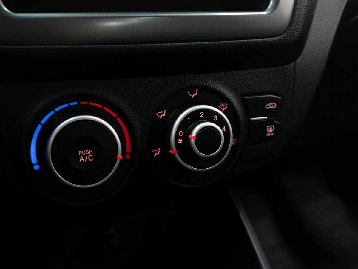 Купить Kia Rio с пробегом. Фото: #18