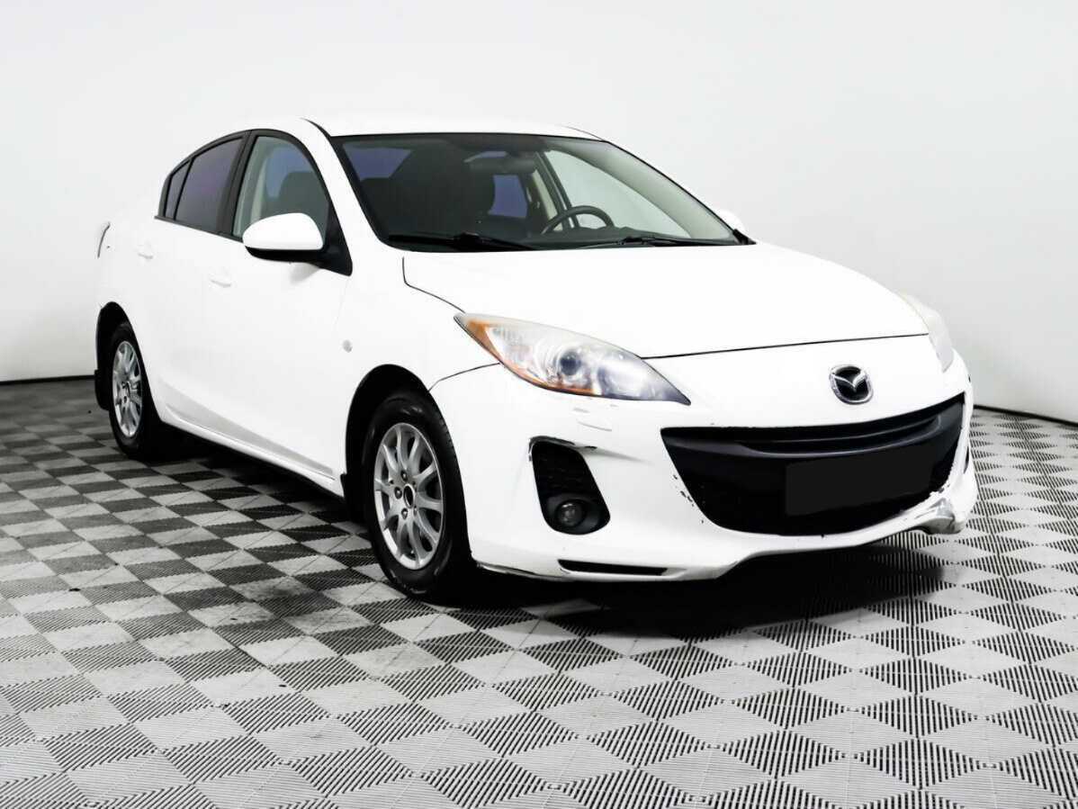 Купить Mazda 3 с пробегом. Фото: #2