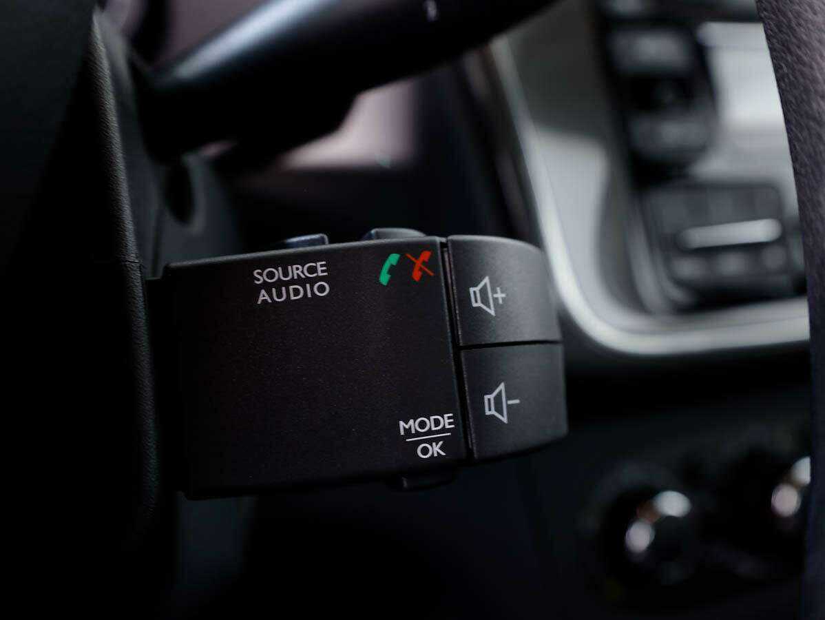 Купить Renault Logan с пробегом. Фото: #15