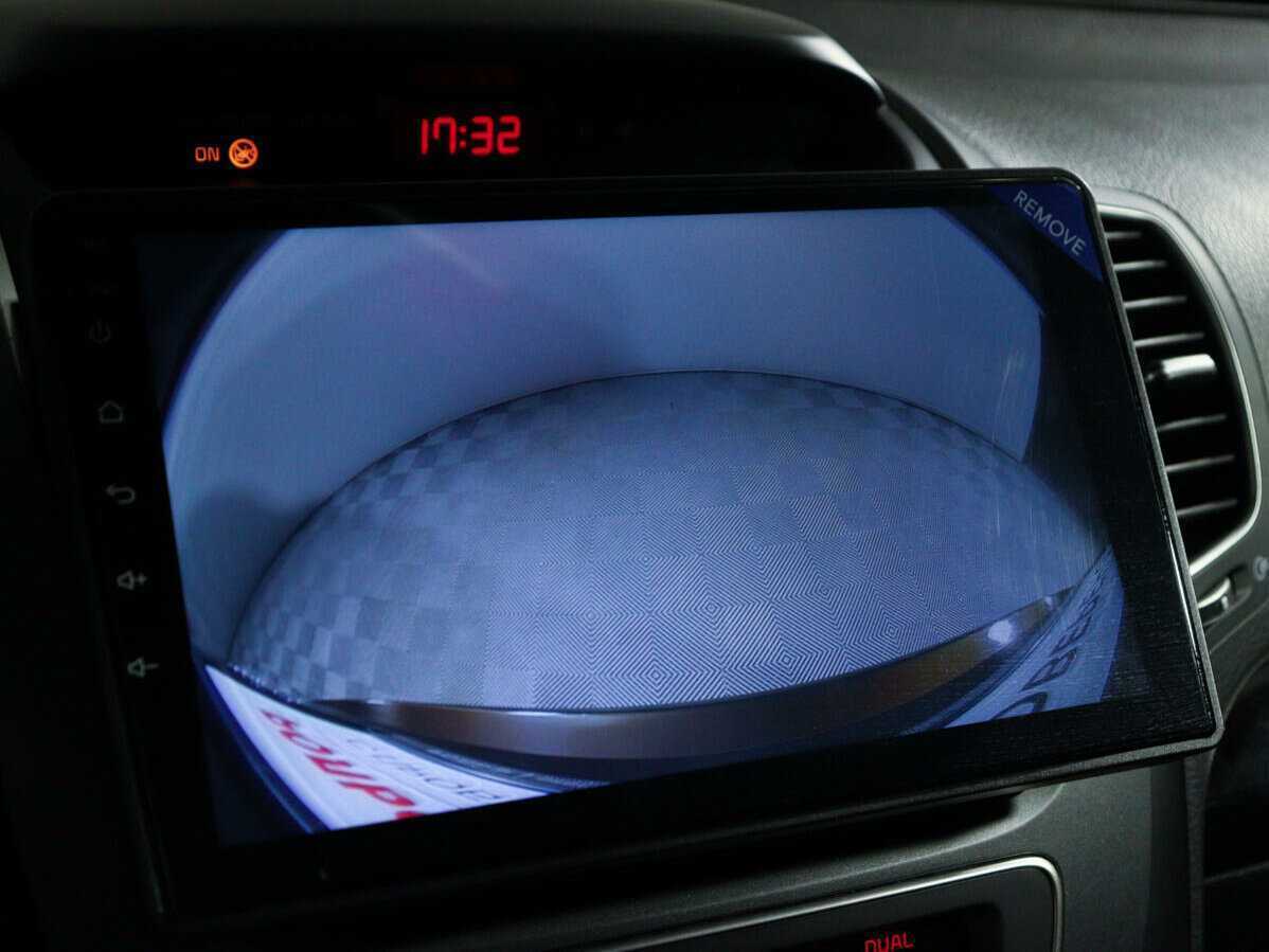 Купить Kia Sorento с пробегом. Фото: #21