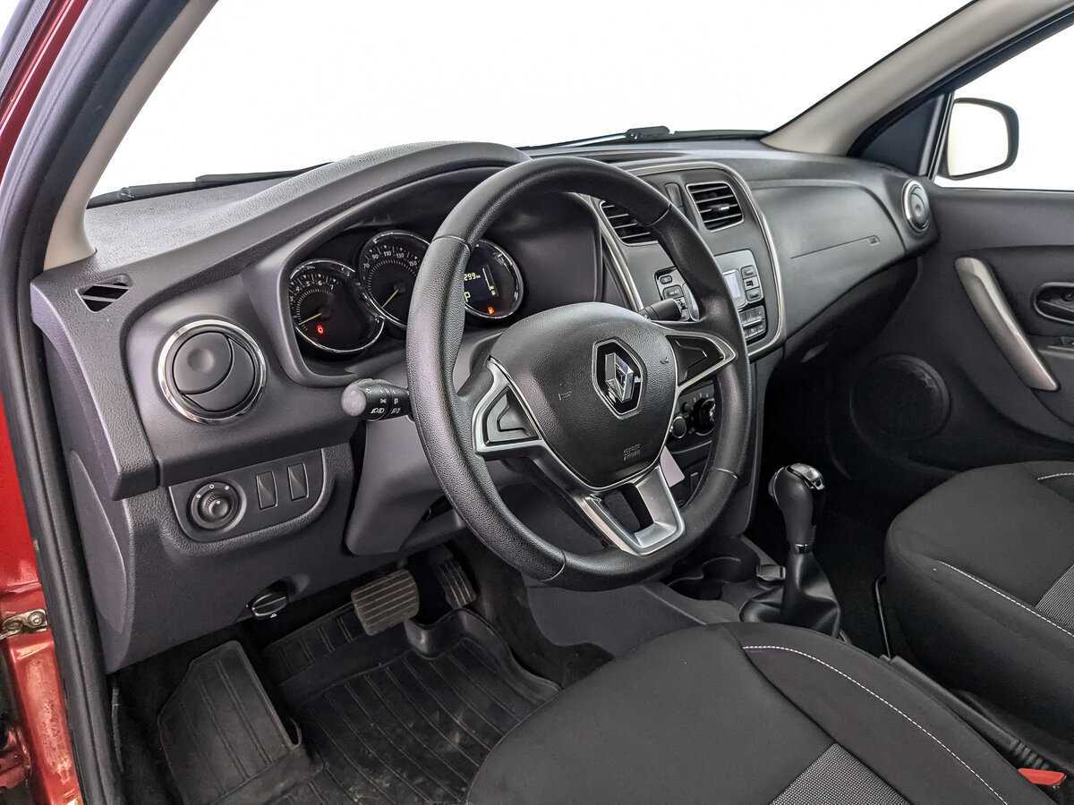 Купить Renault Logan с пробегом. Фото: #10