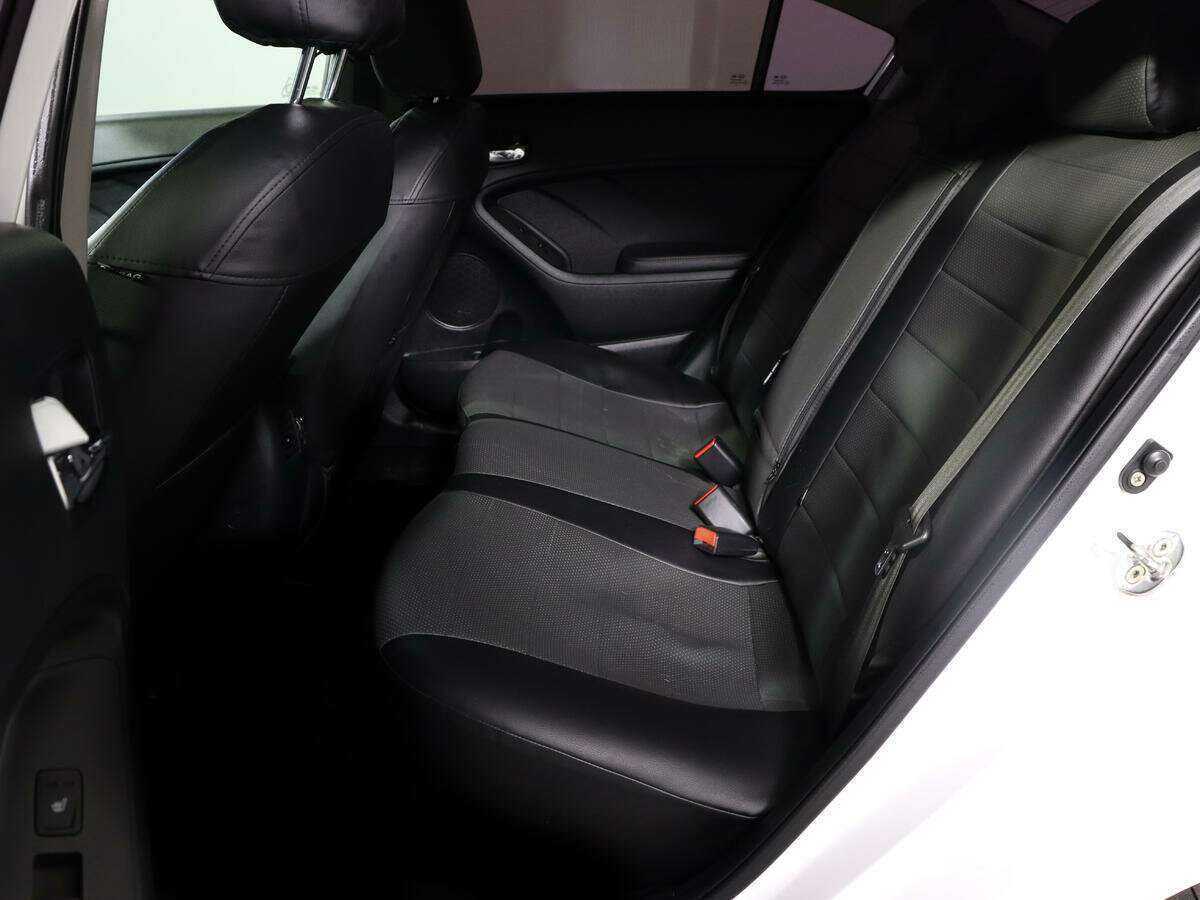 Купить Kia Cerato с пробегом. Фото: #9