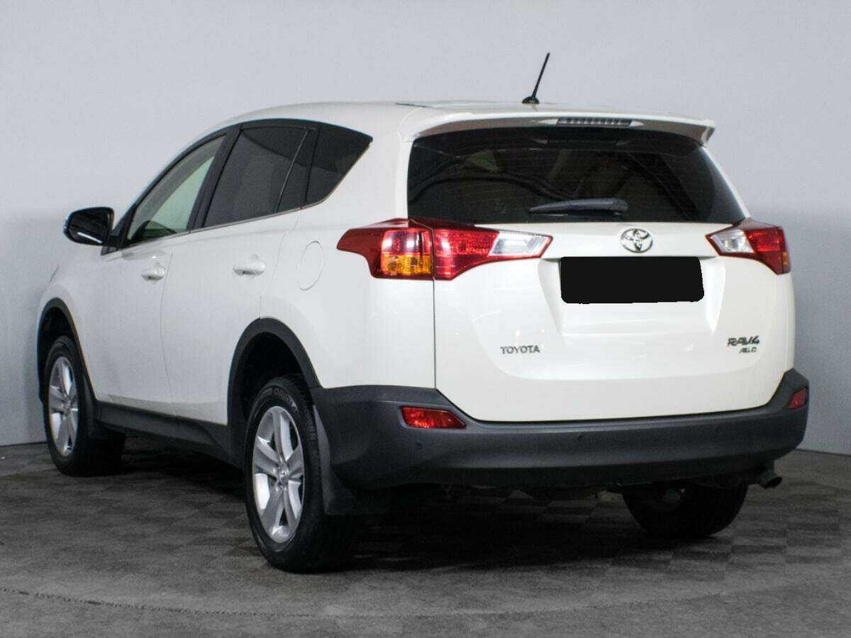 Купить Toyota RAV4 с пробегом. Фото: #4