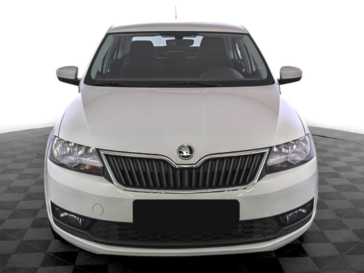 Купить Skoda Rapid с пробегом. Фото: #1