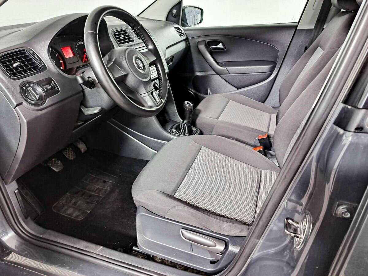 Купить Volkswagen Polo с пробегом. Фото: #15