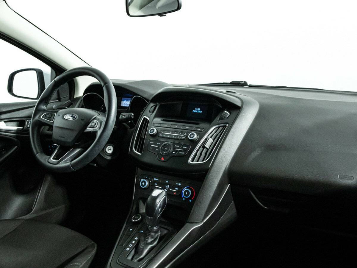Купить Ford Focus с пробегом. Фото: #8