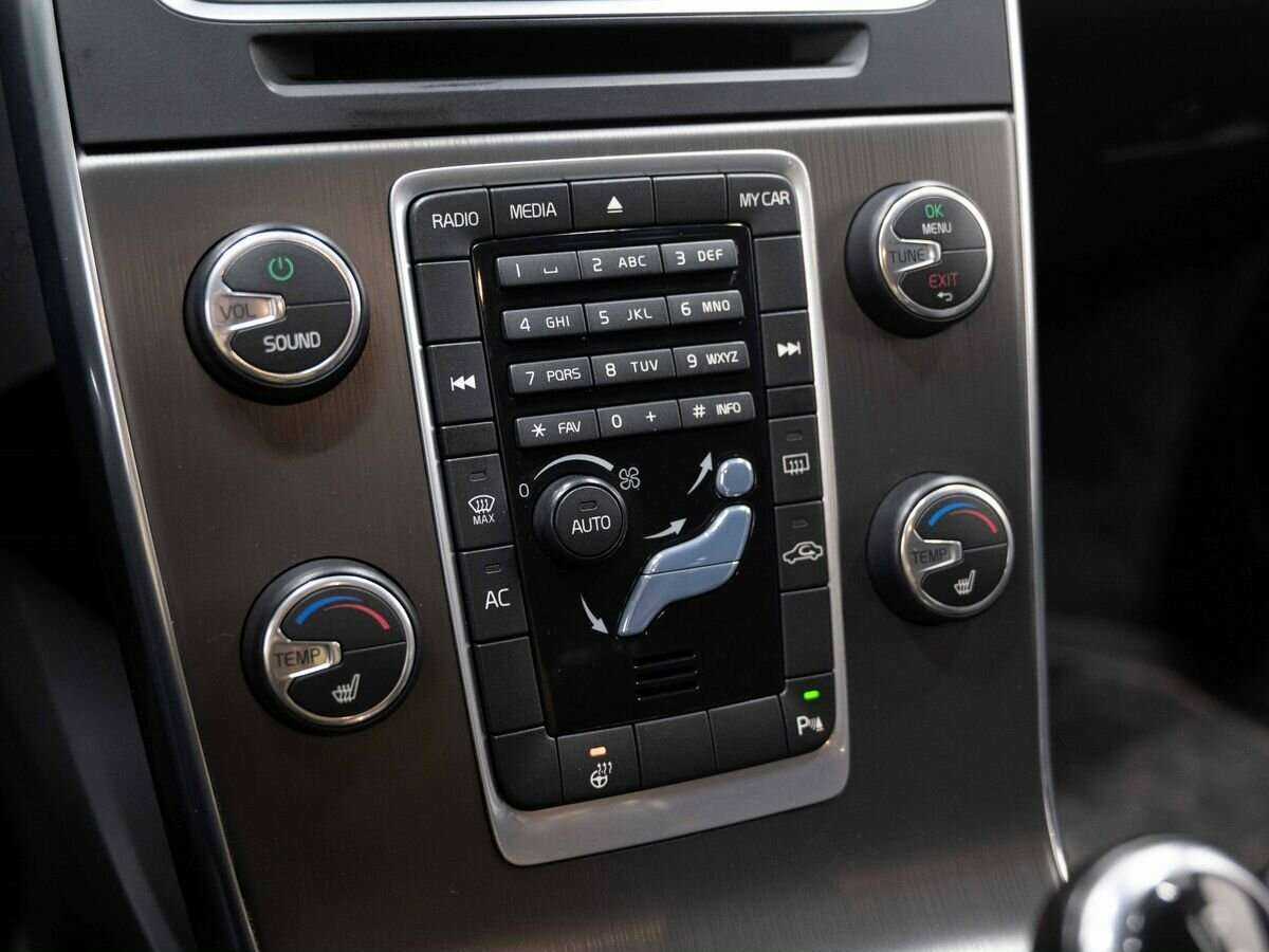 Купить Volvo S60 с пробегом. Фото: #19