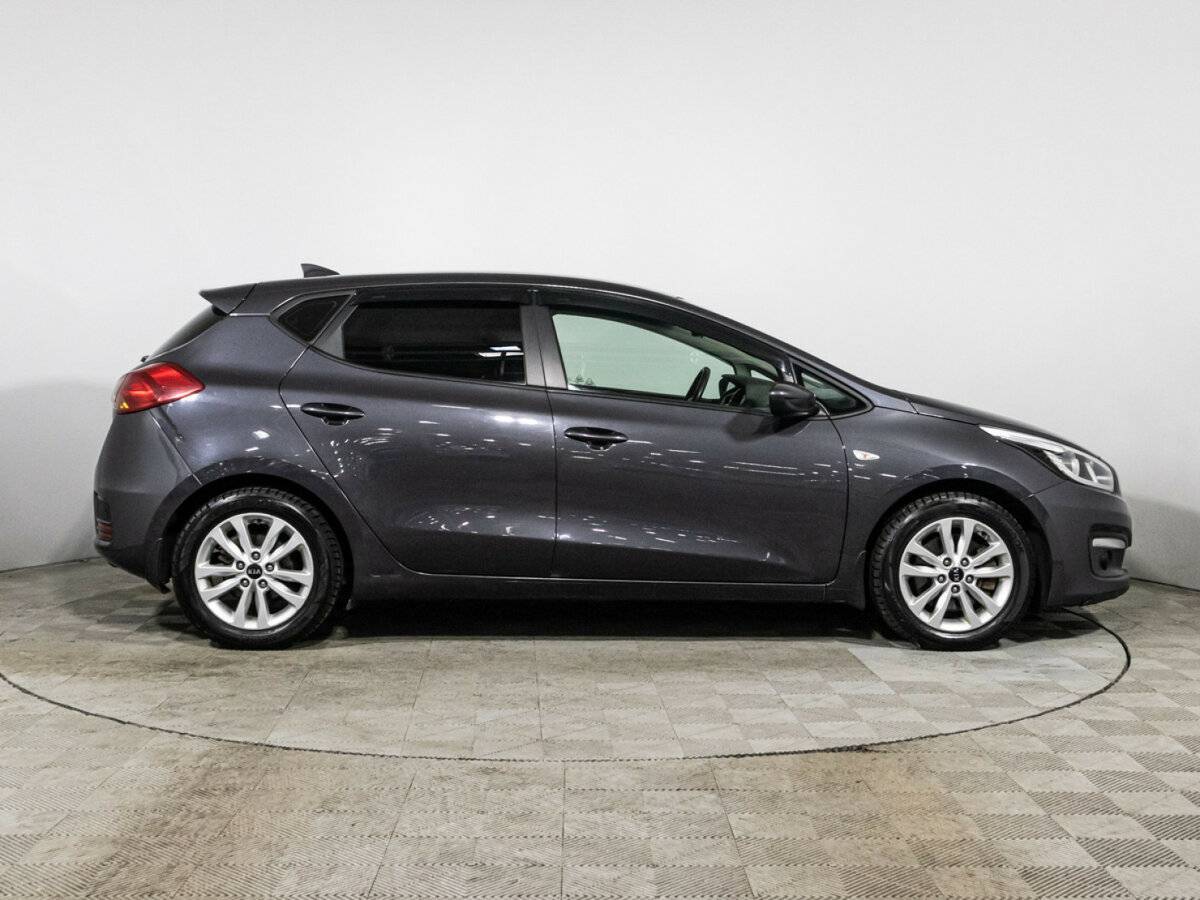 Купить Kia Ceed с пробегом. Фото: #3