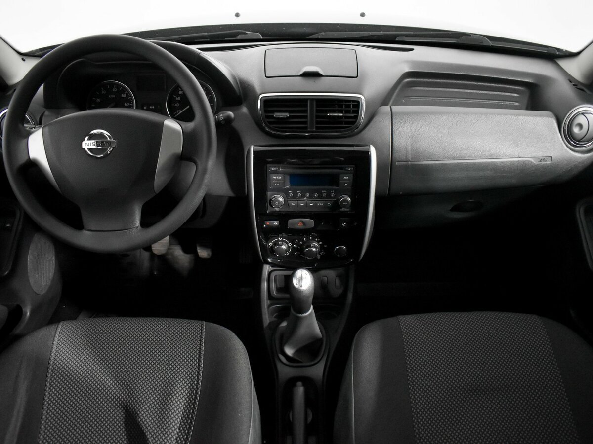 Купить Nissan Terrano с пробегом. Фото: #12