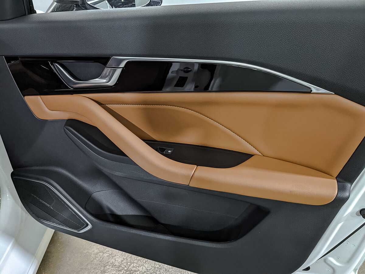 Купить FAW Bestune B70 с пробегом. Фото: #21