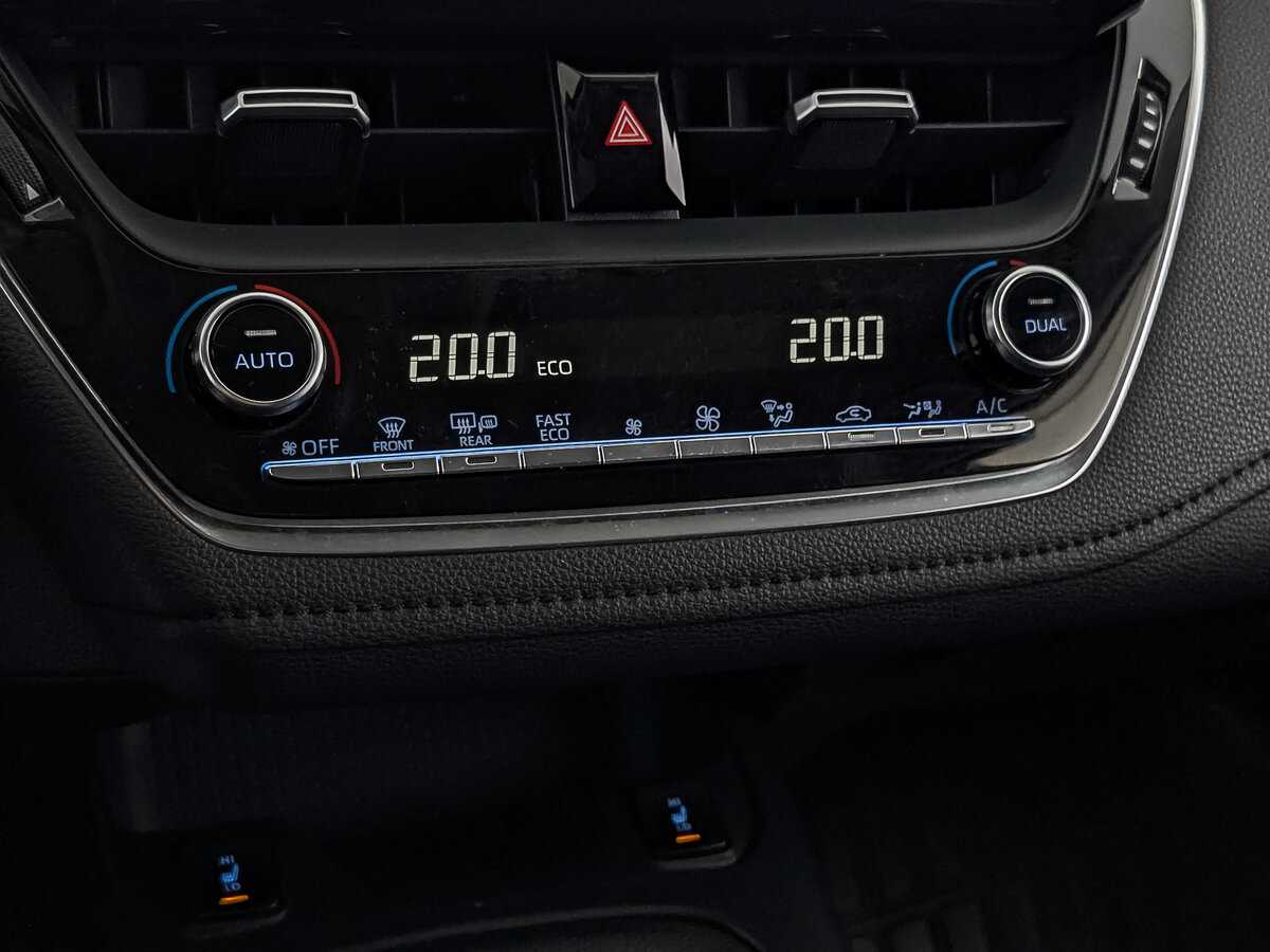 Купить Toyota Corolla с пробегом. Фото: #22