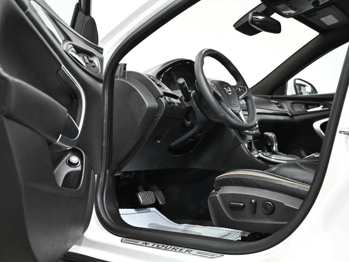 Купить Opel Insignia с пробегом. Фото: #4