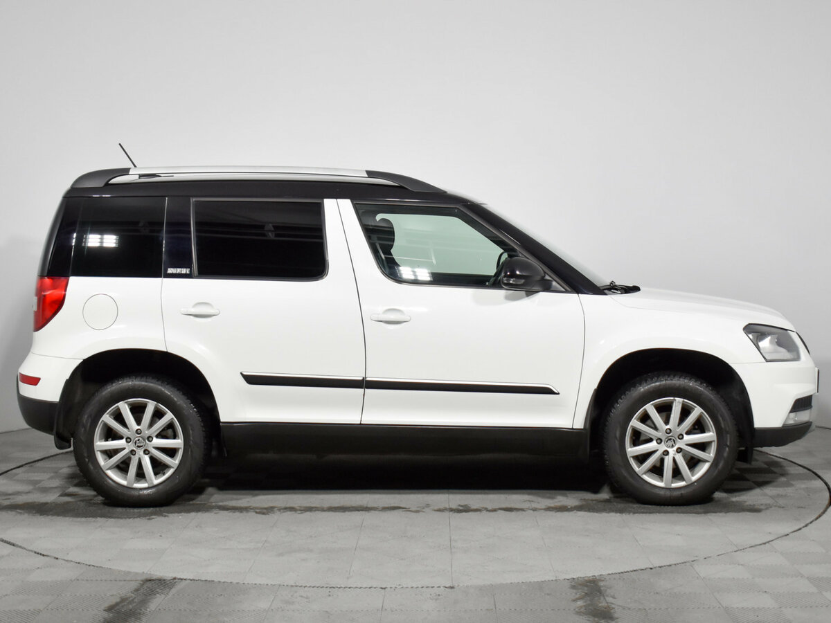 Купить Skoda Yeti с пробегом. Фото: #3