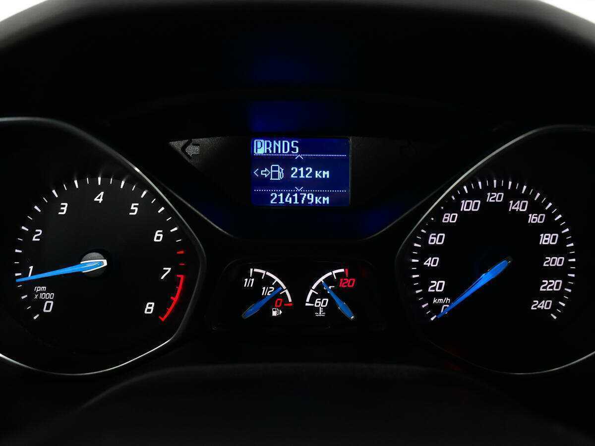 Купить Ford Focus с пробегом. Фото: #10