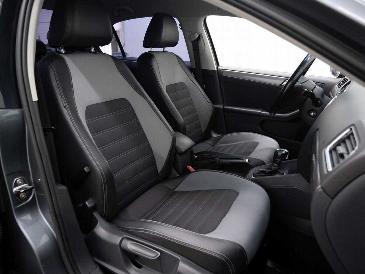 Купить Volkswagen Jetta с пробегом. Фото: #11