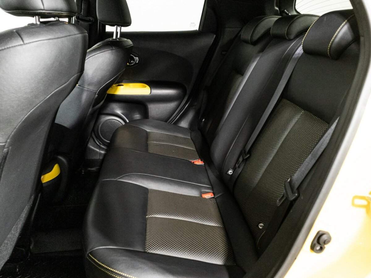 Купить Nissan Juke с пробегом. Фото: #9