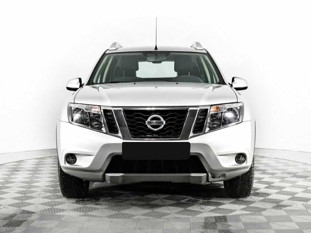 Купить Nissan Terrano с пробегом. Фото: #1