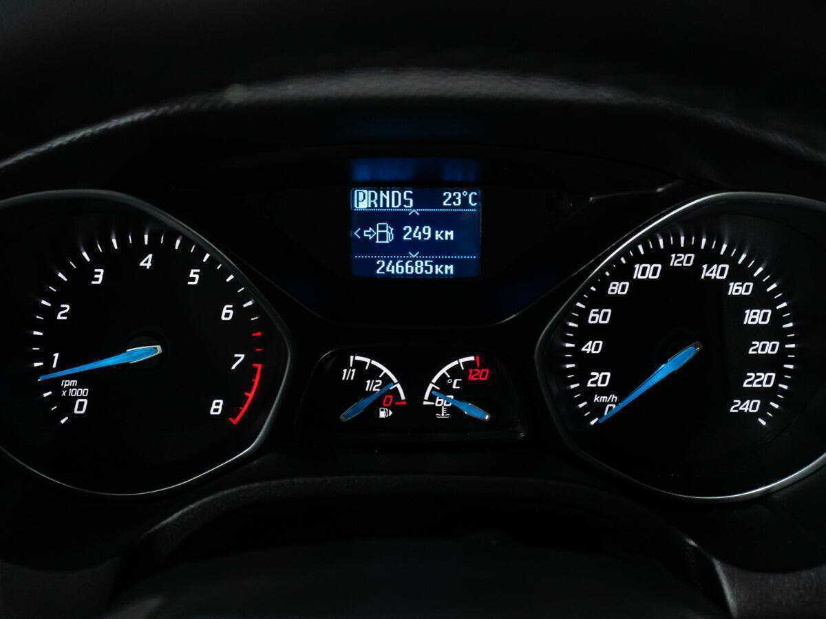 Купить Ford Focus с пробегом. Фото: #11